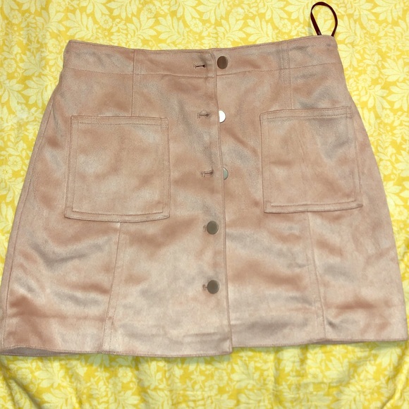 Forever 21 Suede Mini Skirt NWOT - Picture 3 of 6